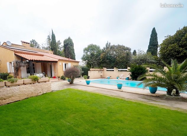 Maison d’Architecte 159 m² – Terrain 904 m² – Piscine – Quartier Privatif & Ultra-Calme