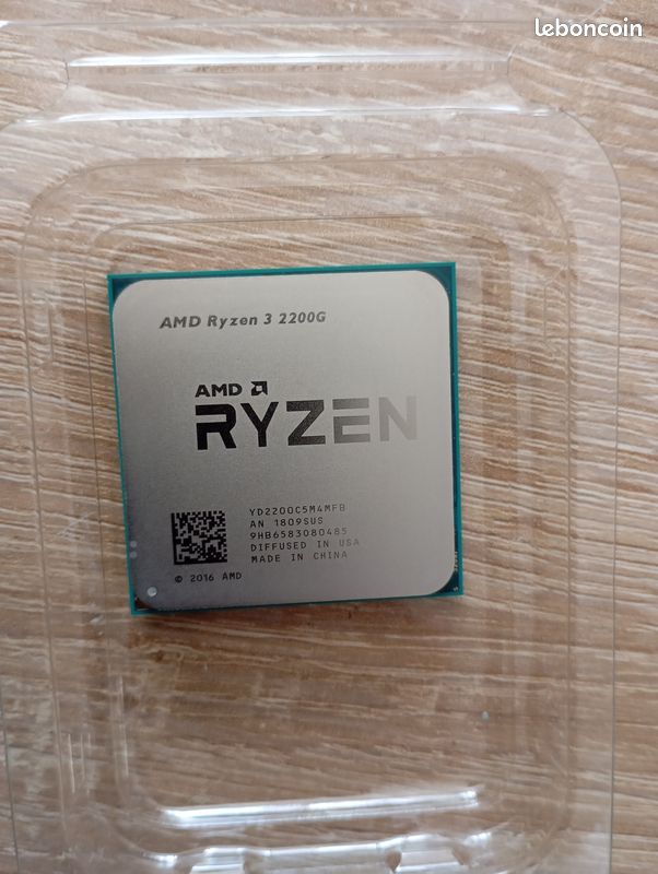 Processeur Ryzen 3 2200G avec Ventirad (image 1)