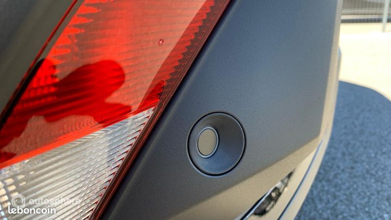 Peugeot 408 Hybrid 145ch GT e-DCS6 (image 21)