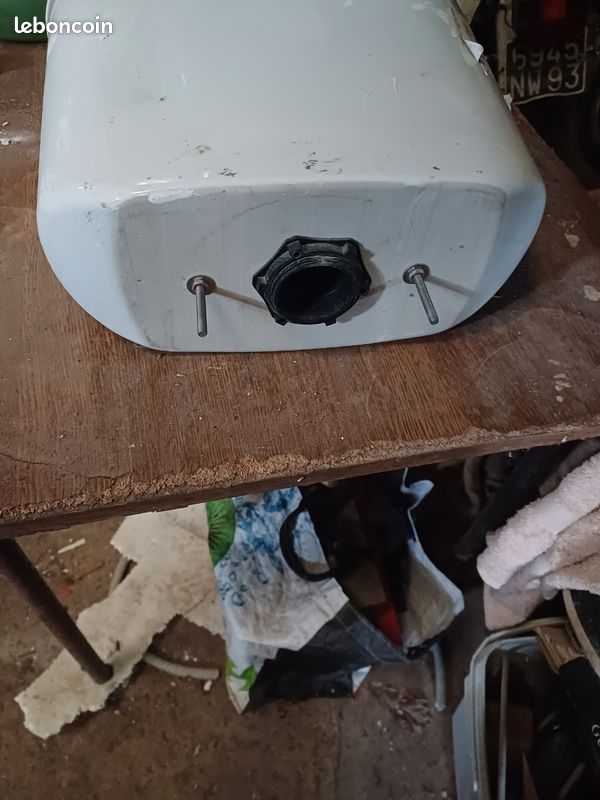 Réservoir wc porcelaine (image 5)