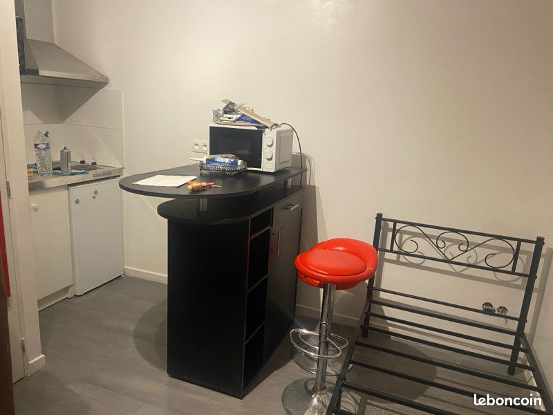 Appartement 1 pièce 12 m² · à Corbeil-Essonnes · 12 m² · 550 €/mois