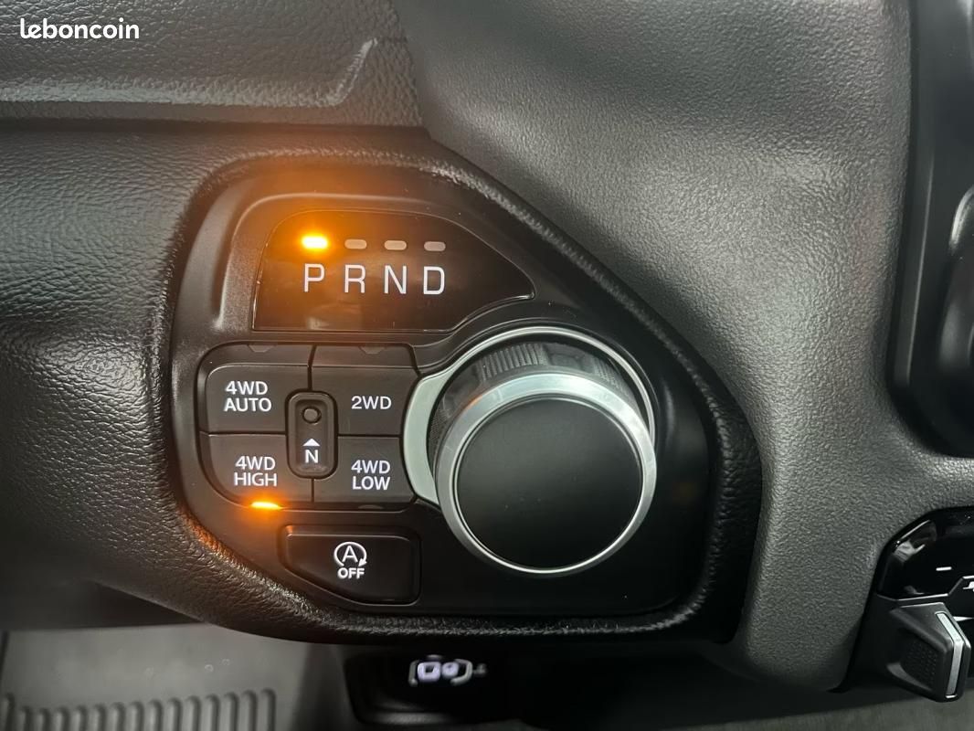 Dodge Ram 5.7l V8 CrewCab TVA / PAS DE MALUS (image 7)