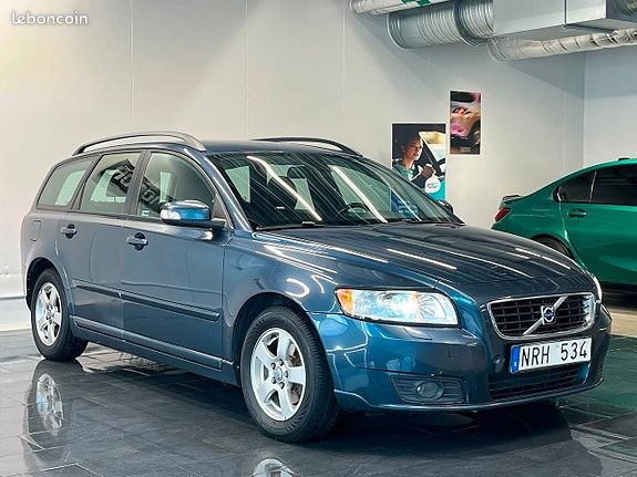 Volvo V50 1.8 ETHANOL 125 CH BVM MOMENTUM - CUIR 240800 km (image 8)