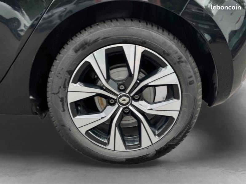 Renault Clio E-Tech 140 Limited (image 13)