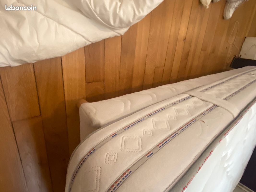 Lit (matelas + sommier tapissier ) (image 2)