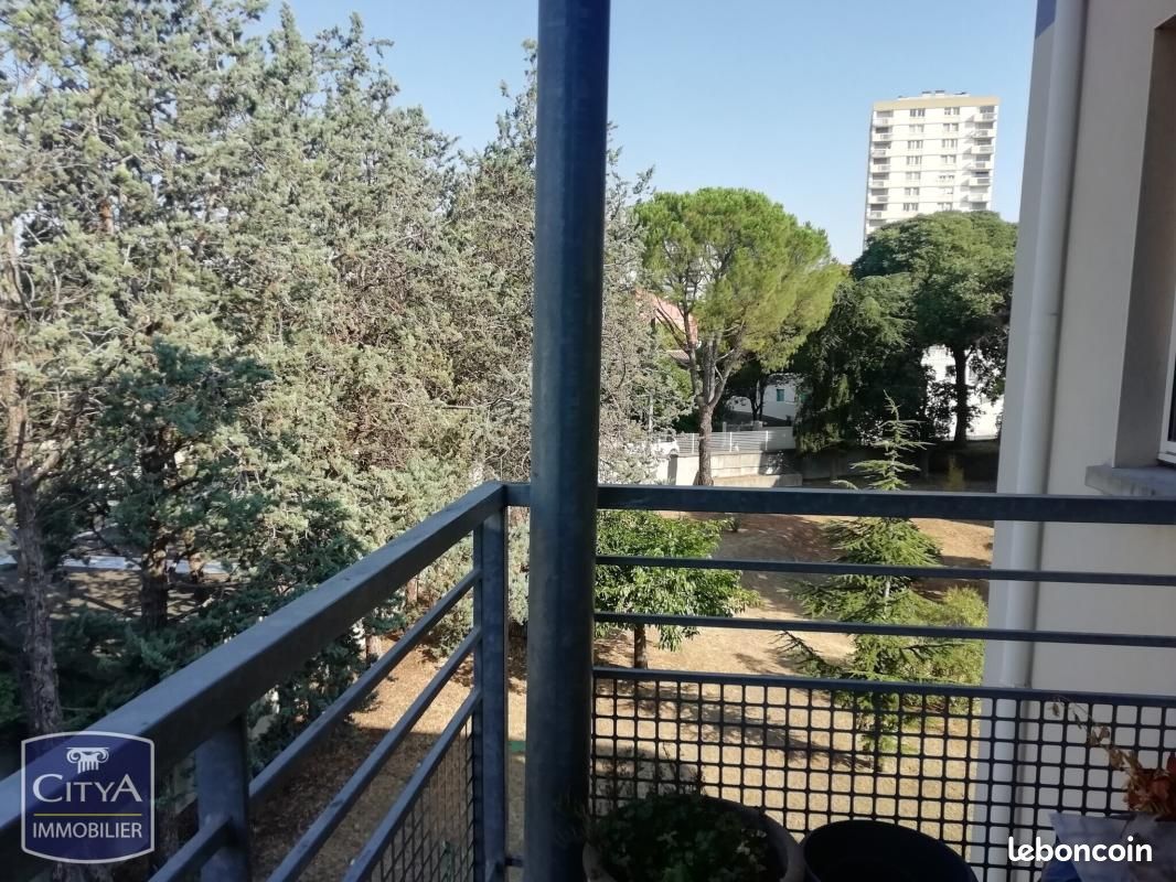 Appartement 3 pièces 55 m² · à Nîmes · 55 m² · 94 000 €