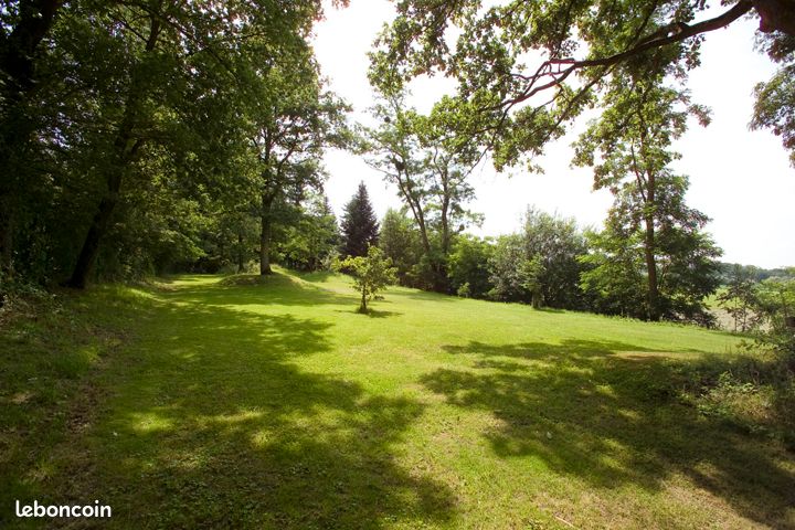 Terrain à bâtir – Cadre idyllique au bord de l'eau · à Courcelles-Chaussy · 220 000 €