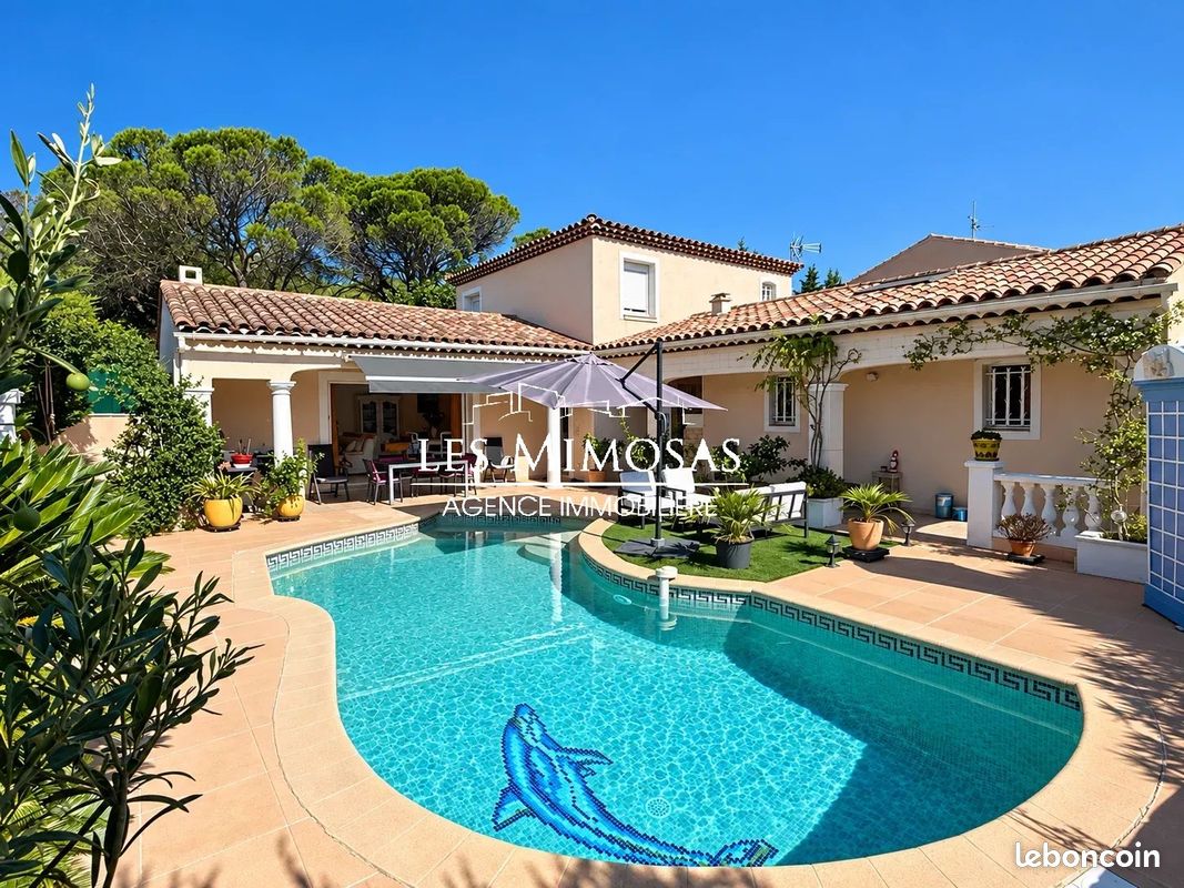 Maison 7 pièces 158 m² · à Fréjus · 158 m² · 850 000 €