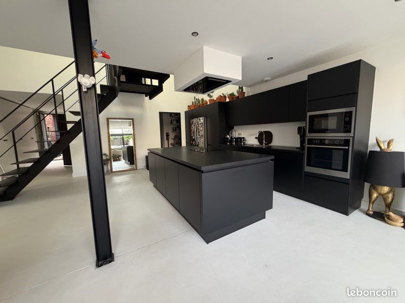 Appartement 5 pièces 143 m² · à Lille · 143 m² · 550 000 €