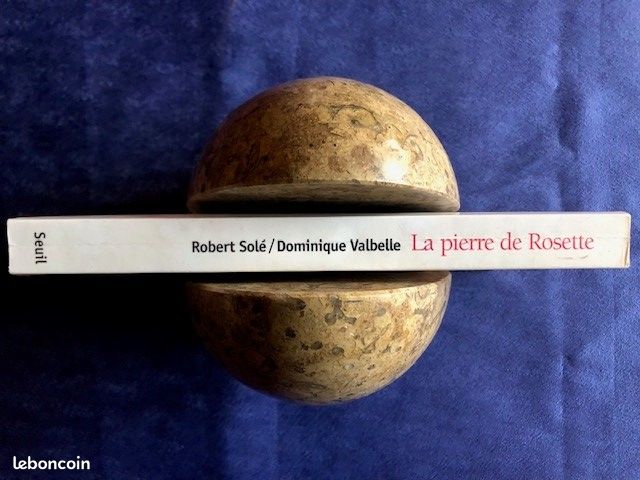 La pierre de Rosette - R. Solé et D. Valbelle (image 1)
