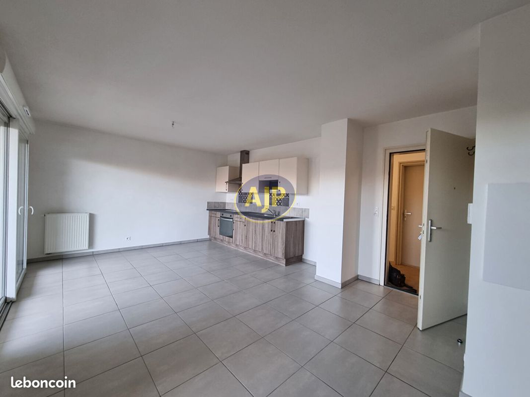 Appartement 2 pièces 47 m² · à Saint-Vincent-de-Tyrosse · 46,5 m² · 655 €/mois