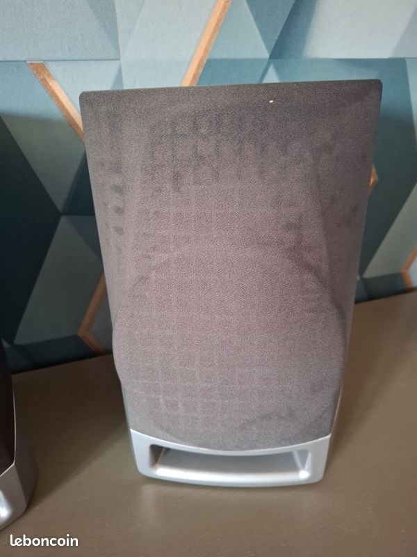 Lot de 2 baffes (image 2)