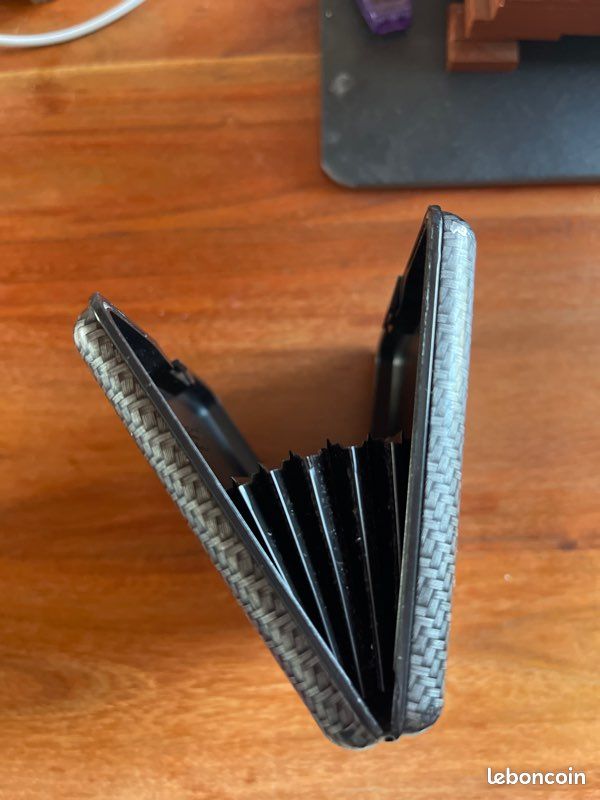 Porte carte ögon aluminium (image 3)