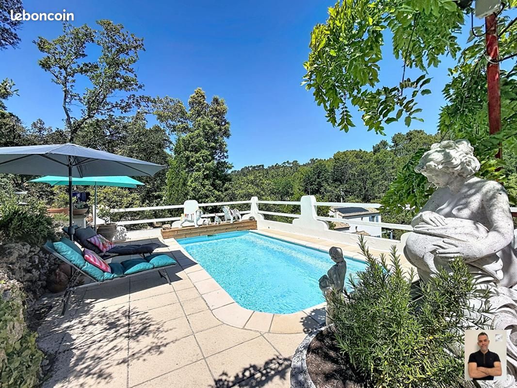 Maison 5 pièces 145 m² · à Montfort-sur-Argens · 145 m² · 530 000 €