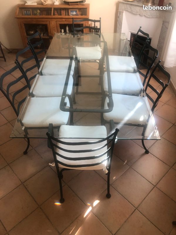 Table à manger (image 1)