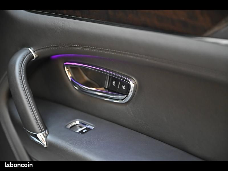 Bentley Bentayga 3.0 HYBRID 449 (image 14)