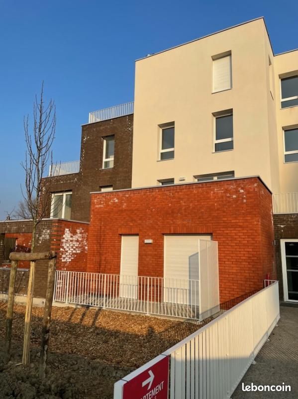 Appartement 3 pièces 76 m² · à Lille · 76 m² · 953 €