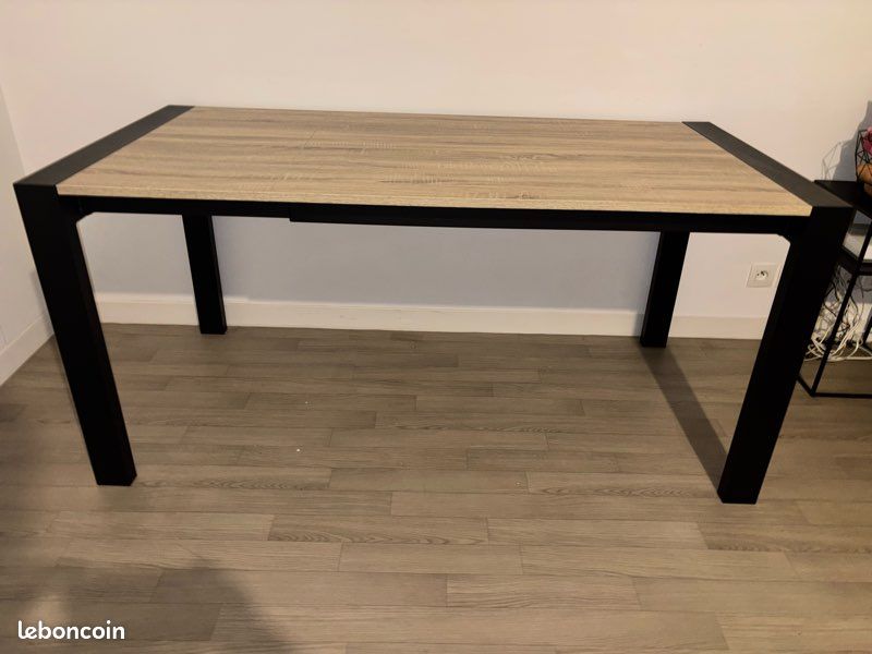 Table à manger (image 1)