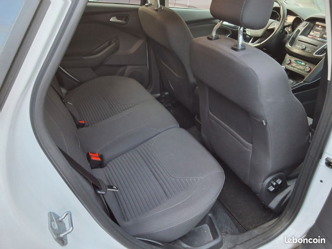 Ford Focus eco booster 100 sync Edition (image 6)