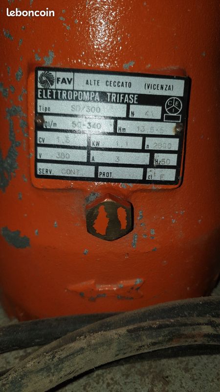 Pompe vide cave 380v 1.5cv 1100w très bon état (image 2)