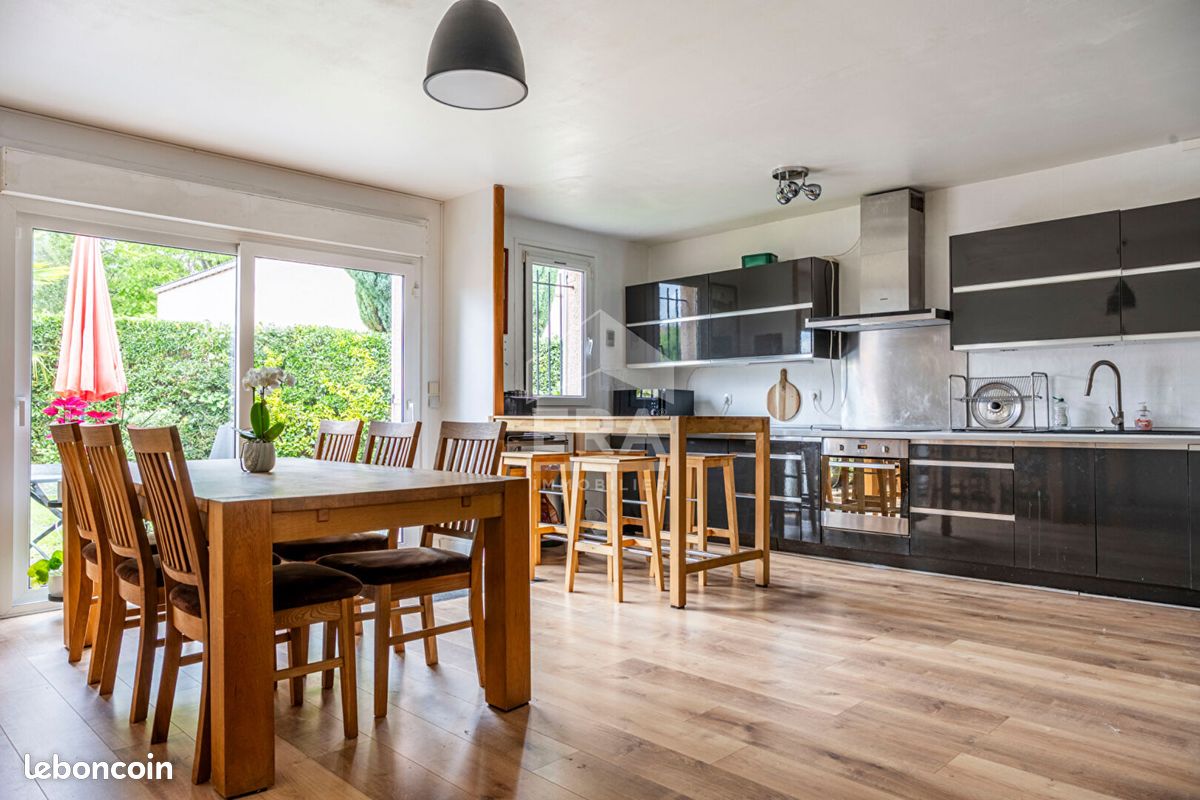 Appartement 9 pièces 177 m² · à Villeneuve-d'Ascq · 177 m² · 515 000 €