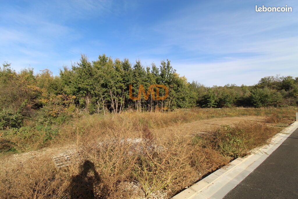 Terrain 1167 m² Rigarda · 99 000 €