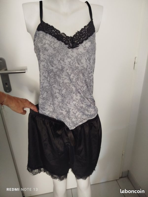 Ensemble débardeur femme taille XL et short en satin taille 2XL