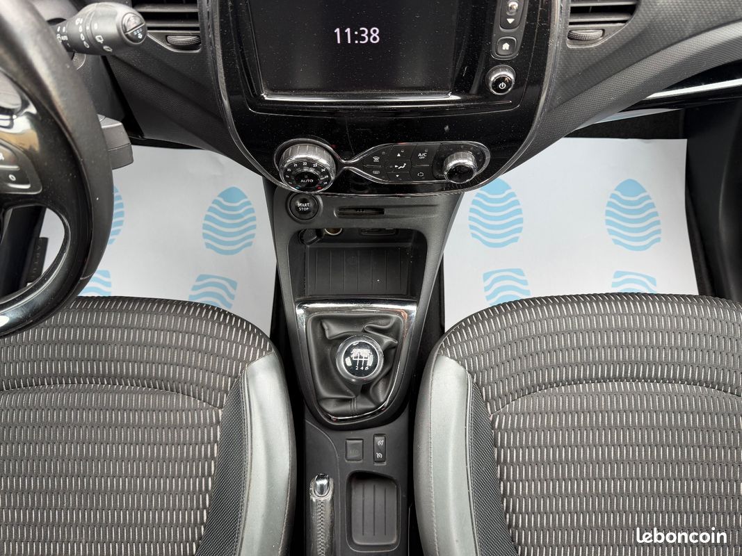 RENAULT CAPTUR dCi 110 Energy Intens CAMÉRA DE RECUL (image 16)