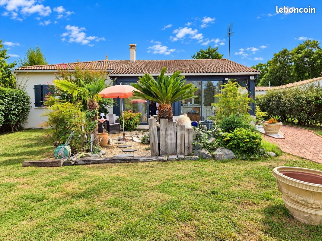 Maison 4 pièces 125 m² · à Breuillet · 125 m² · 441 000 €
