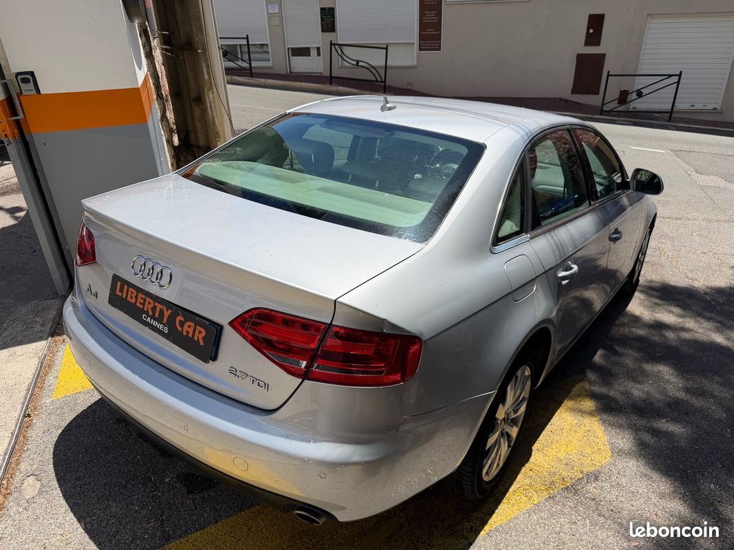 Audi A4 2.7 TDi V6 190 CV / Ambition Luxe / Boîte auto / Caméra / Km Réel (image 12)