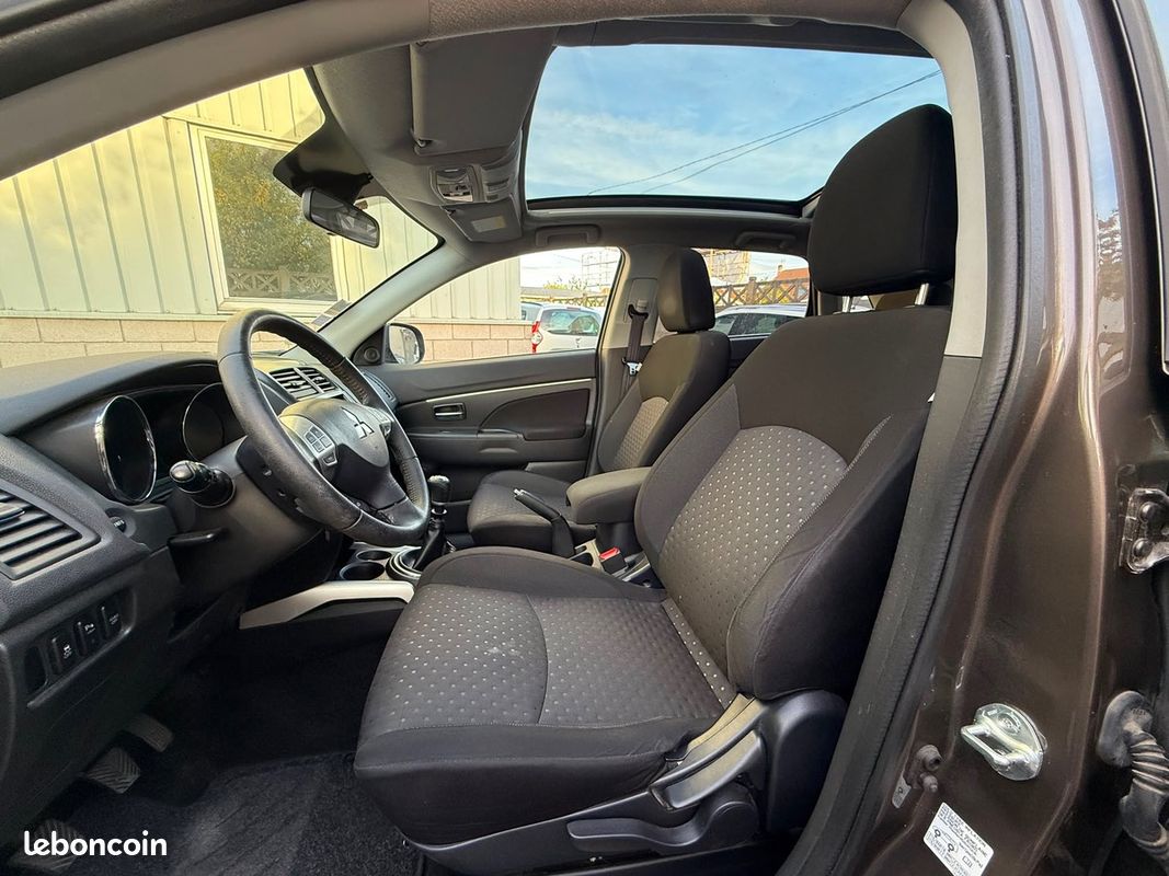 Mitsubishi ASX 1.8 D-ID 115 CV intenses 1ers mains garantis 6 mois (image 9)