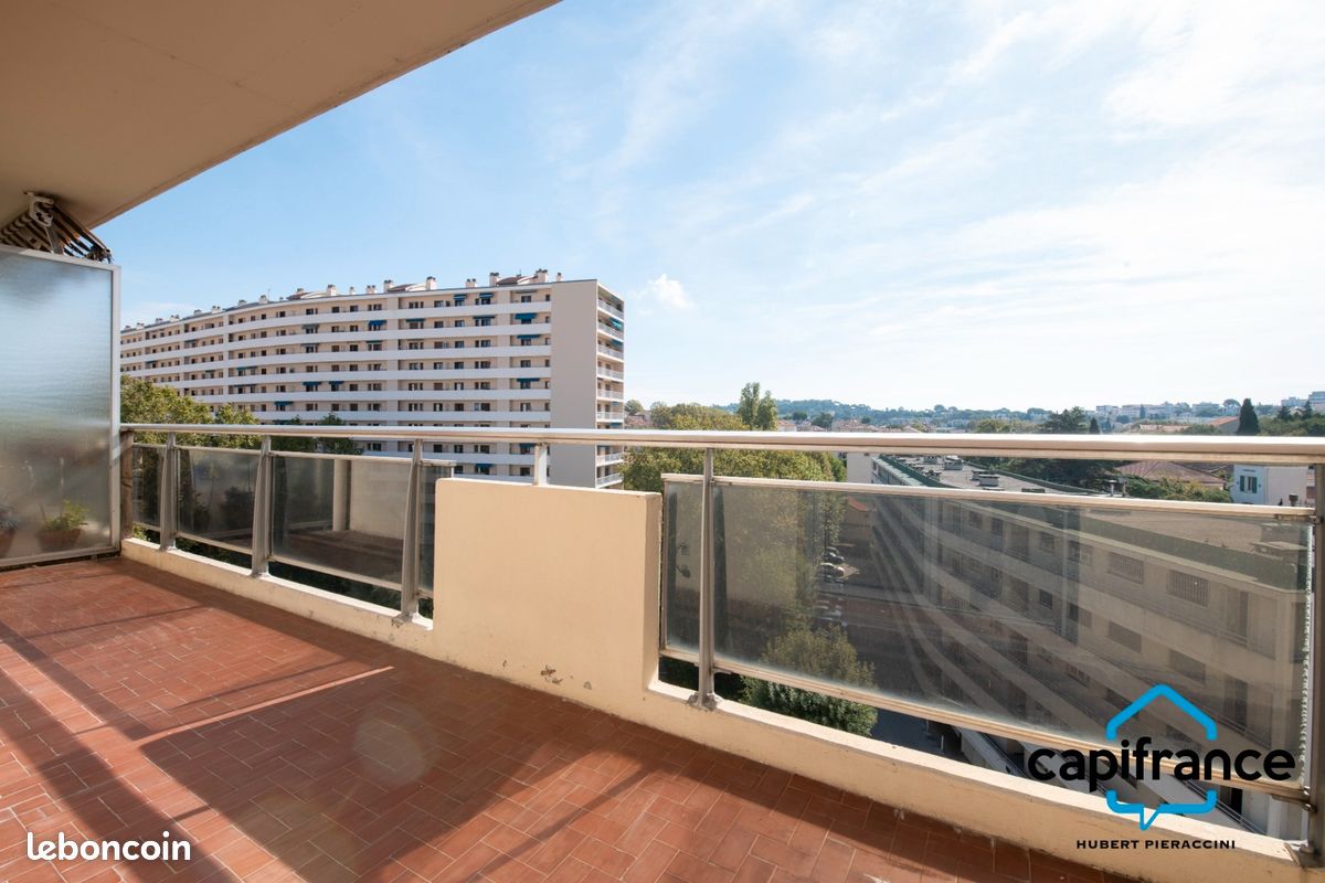 Appartement 4 pièces 85 m² · à Toulon · 85 m² · 212 000 €