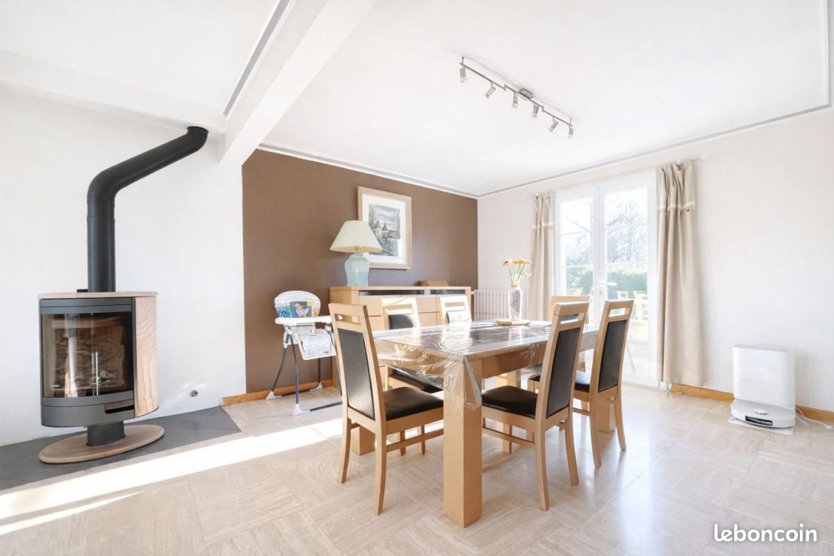 Maison 6 pièces 147 m² · à Épernon · 147 m² · 340 000 €