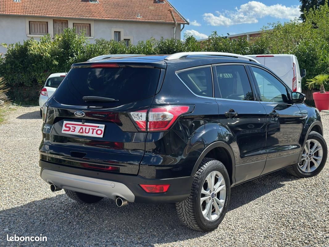 Ford Kuga II1.5 TDCi 120ch Stop&Start Executive4x2 (image 17)