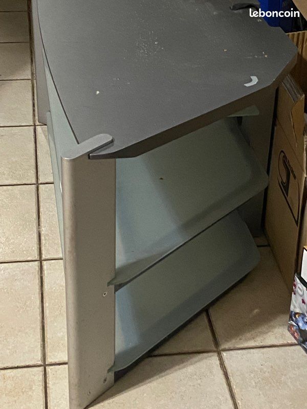Meubles utiliser pour en dessous de la télé (image 3)