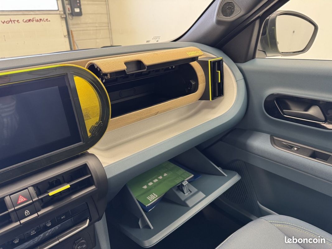 Fiat Grande Panda 1.2 Hybrid 100ch DCT6 LA PRIMA (image 10)