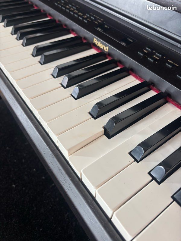 Piano Roland numérique (image 3)