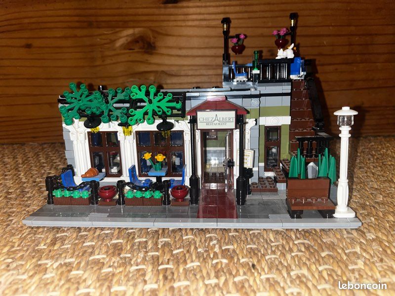 Set LEGO creator Le restaurant « chez Albert » réf 10243