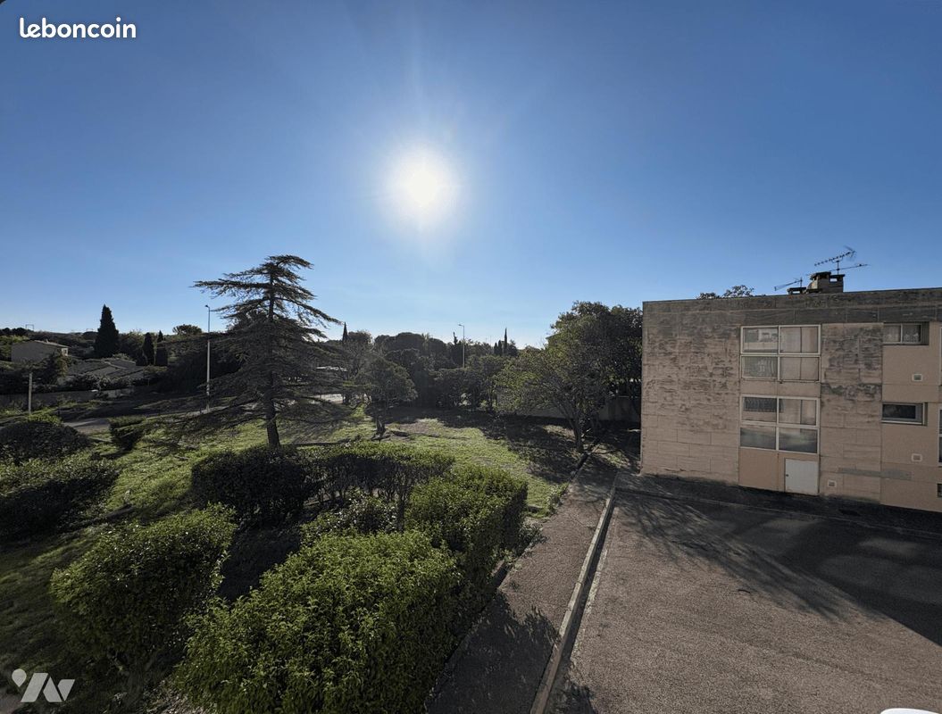 Appartement 4 pièces 75 m² · à Saint-Chamas · 75 m² · 80 000 €