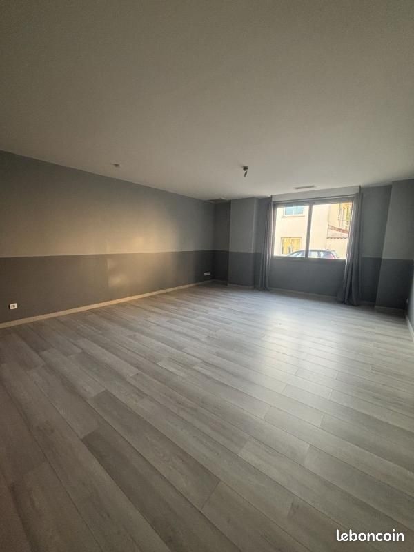 Maison 5 pièces 133 m² · à Pauillac · 133 m² · 744 €