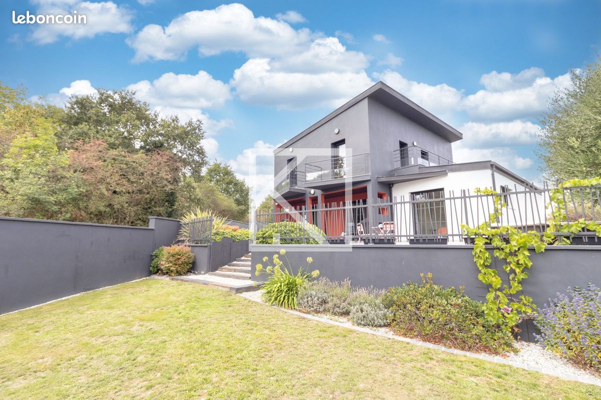 Maison 6 pièces 194 m² · à Cholet · 194 m² · 540 000 €