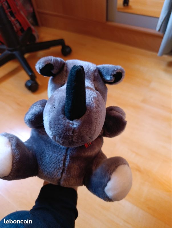 Peluche marionnette rhinocéros NEUF (image 6)
