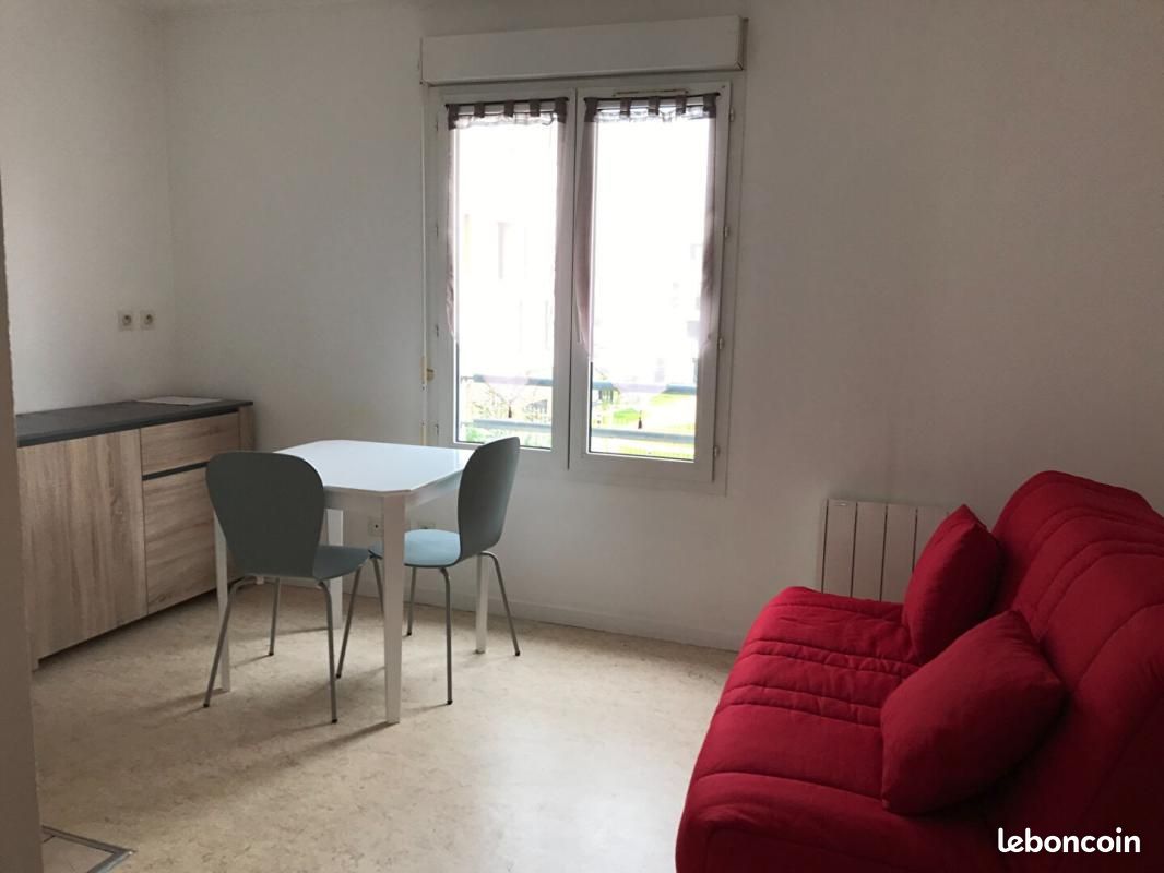 Appartement 1 pièce 28 m² · à Chartres · 28 m² · 340 €