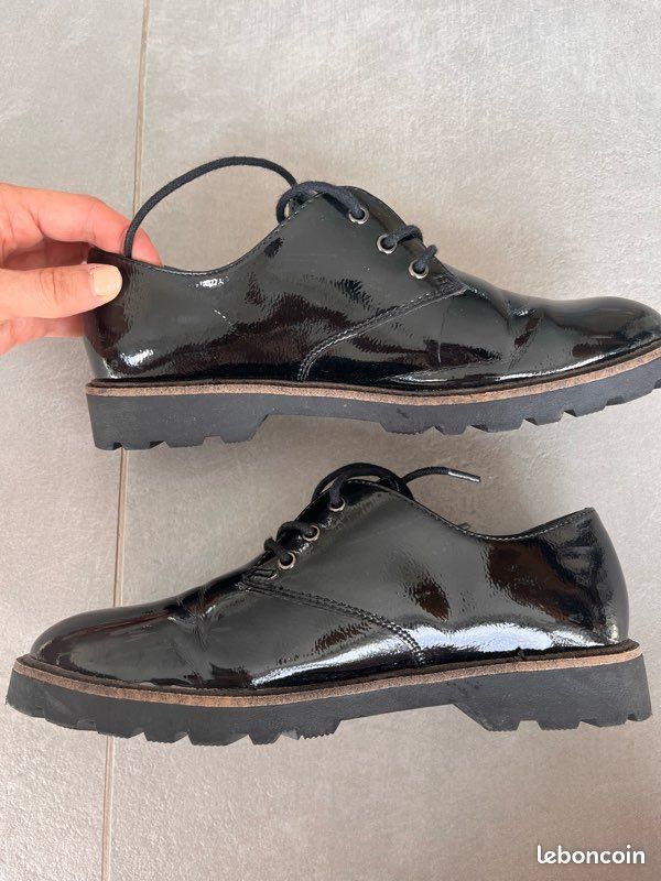 Chaussures à lacets Tamaris noires brillantes - Derby - 37 (image 2)