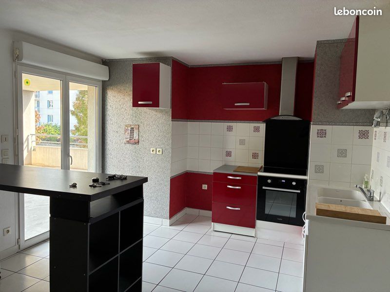 Appartement 3 pièces 67 m² · à Clermont-Ferrand · 67 m² · 750 €/mois