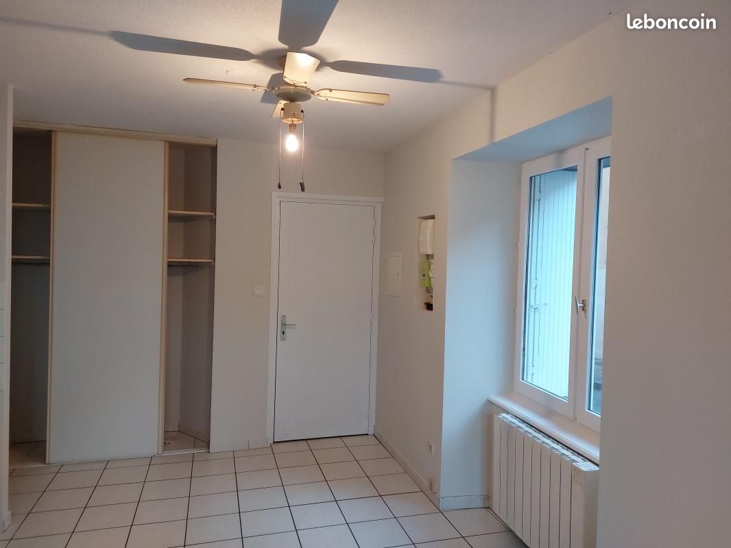 Appartement 1 pièce 31 m² · à Saint-Symphorien-sur-Coise · 31 m² · 360 €/mois