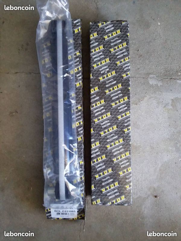 2 amortisseurs AR ford focus breack clipper (image 1)