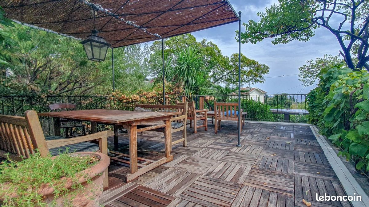 Maison 7 pièces 147 m² · à Cannes · 147 m² · 950 000 €