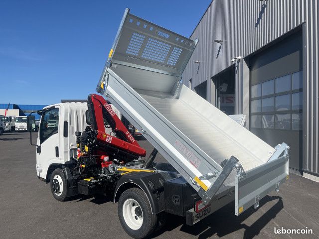 Isuzu m27 gen 2 benne + grue avec radio-commande (image 4)