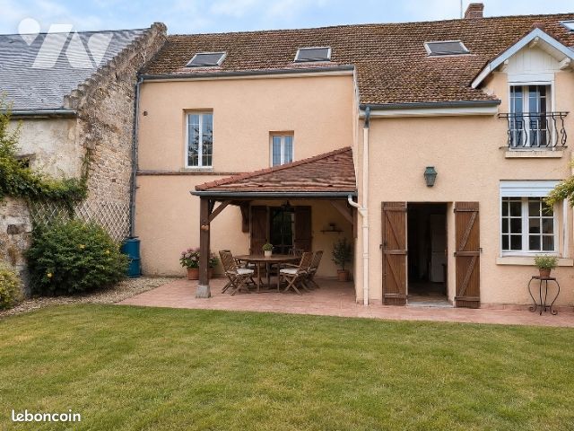 Maison 6 pièces 139 m² · à Mont-Notre-Dame · 139 m² · 126 000 €